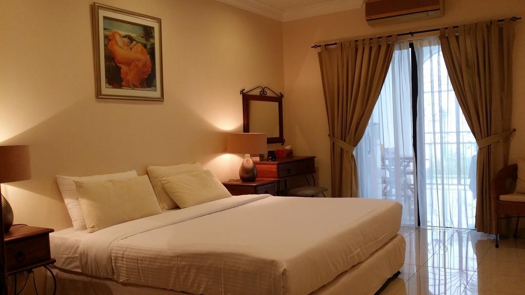 Tropical Sea View & Sunshine Villa Batu Feringgi Phòng bức ảnh